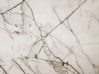 女高中打屁股 网站|新能源汽车产销量激增,独特设计引发热议,前景广阔:科技环保新潮流-3