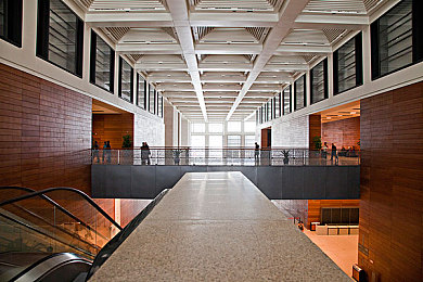 成人黄色软件|科技革新,安全护航,智能驾驶共筑美好出行之路-2