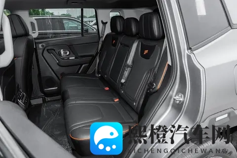 1499万起的轻越野狠角色!捷途山海 T1 三电机四驱版,强在哪?-3