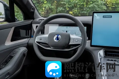 从技术到体验,这台SUV让人重新理解“家用”二字-3