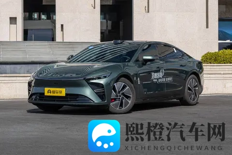 11月买车正当时！超能智享美学轿跑星纪元ES，该买的版本都在这儿-3