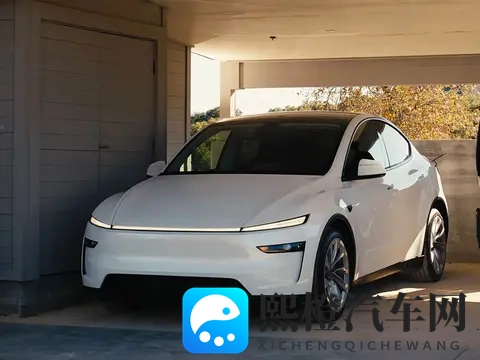 小米10月销量创新高,YU7成为SUV市场销冠-1