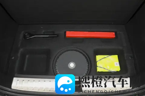 阿维塔 12 实际体验:兼顾多场景需求,均衡表现适配家庭使用-3