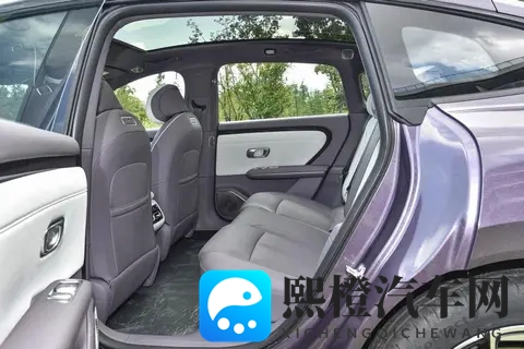 小鹏MONA M03锁死13万级市场?长安启源A06能给出更优方案吗?-3