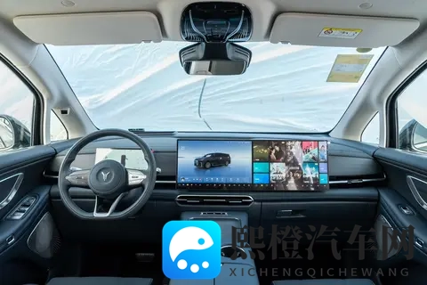 全能MPV该有啥？26款岚图梦想家PHEV带劲不？-3