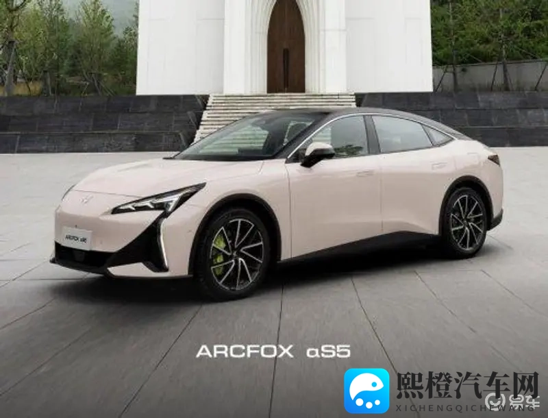 欧美绿帽交换XXX:汽车文化新风尚:绿帽潮流背后的秘密-1