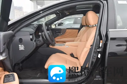 一次性说清楚 雷克萨斯LS500h 新车选购指南 四个配置如何选？-1