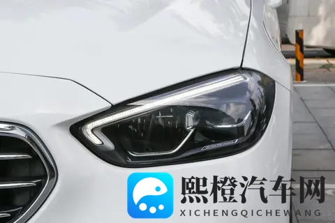 奔驰 C 级 2025 款实测：豪华感拉满，但这些短板得认清-2