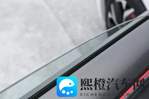 展现美系力量感，搭载20T混动系统的福特蒙迪欧ST-Line运动版-1