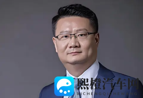 朱华荣，卸任董事长！-1