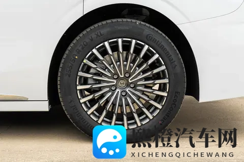 26款岚图梦想家，15T插混+四驱，大空间+舒适座椅，家用合适-2