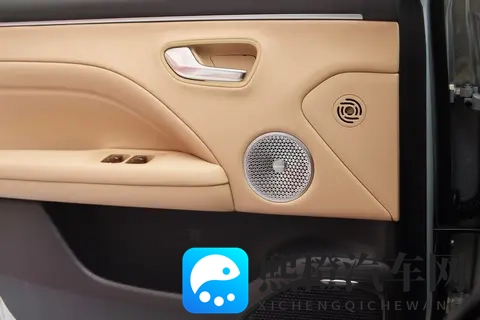 全新埃安i60实车体验,对比AION V霸王龙版-2