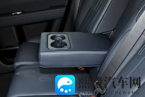 方程豹钛7 2025款 200KM两驱Max版:智能豪华SUV的价值新标杆-3