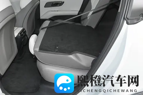 连续试驾一周，深蓝L06让我见识了什么叫做无短板家用车-2