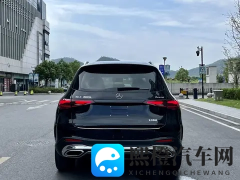 18摸app:汽车资讯盛宴,潮流平台大揭秘-3