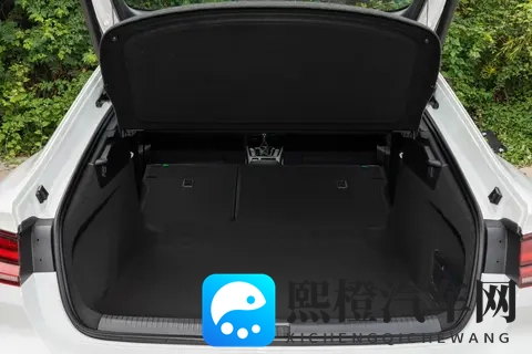 真人美女憋尿秘 的网站:揭秘憋尿美女真人秀网站内幕-3