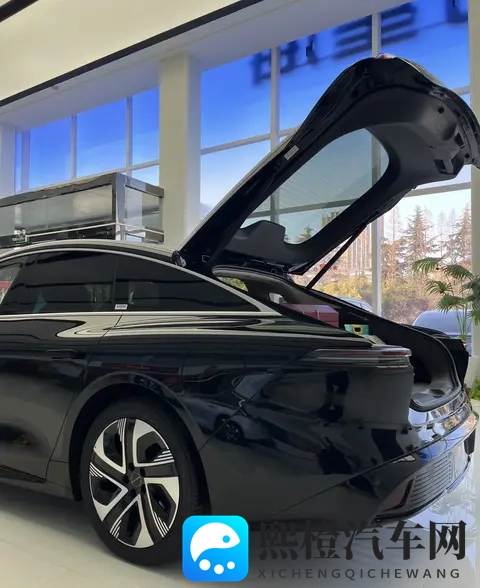 新车售1868万元_增感应式尾门，2025款星海S7尊贵版上市-2