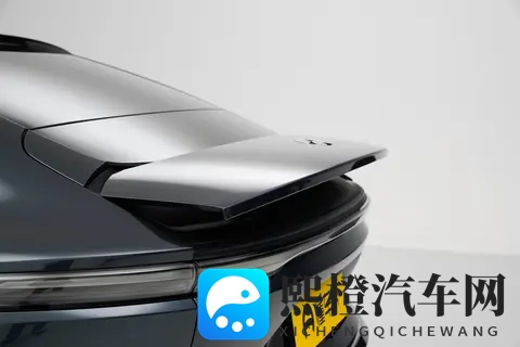 家用商用都合适，想买行政旗舰轿车，可以看看蔚来ET9-2