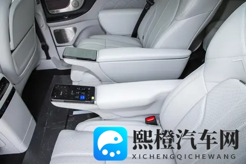高端MPV怎么选?试驾26款岚图梦想家PHEV,看看它合不合适-1