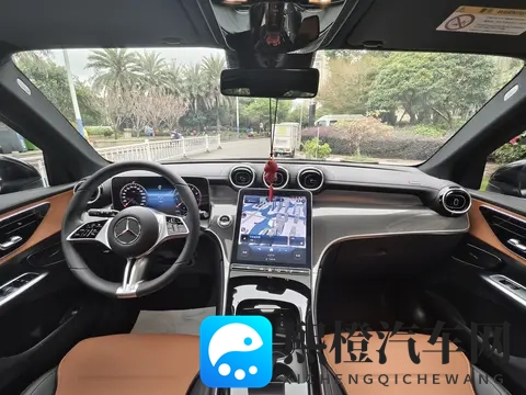 准新一手奔驰GLC:9千公里,30万拿下,豪华SUV轻松开回家!-3