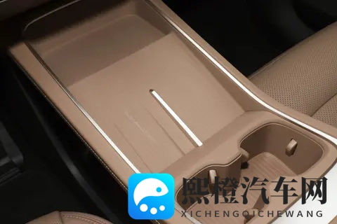 中型纯电SUV市场络绎不绝,一步到位的乐道L60的产品力可长期家用-1