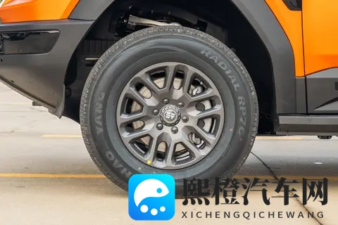 纵横 G700 实地体验:兼顾越野与日常的硬派 SUV 实测报告-3