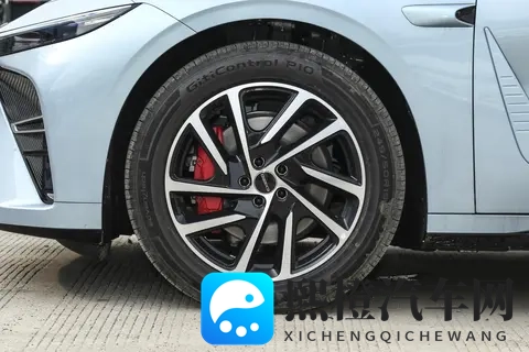 15万买中大型轿车，续航1645km，星途星纪元ES来了-1