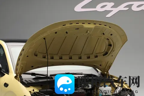 人C交Z0OZ0OZ 偷拍:偷窥行为令人愤慨,违法偷拍不可取-3