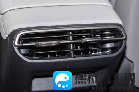 1399万元起,深蓝L06,一车满足多场景需求,适合年轻人-2