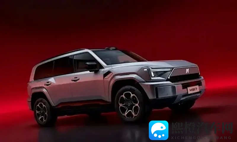 搭载华为乾崑及鸿蒙座舱 猛士M817 Hero版正式上市-1