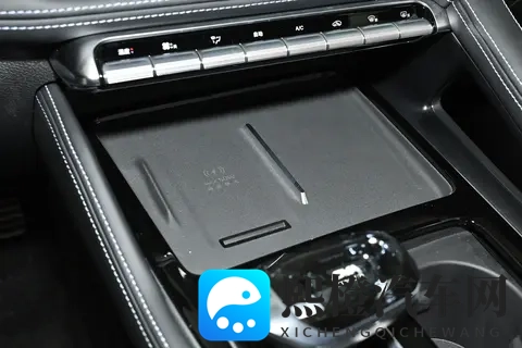 星瑞全新东方曜：67万销量，颜值高配置足，还有大优惠！-3