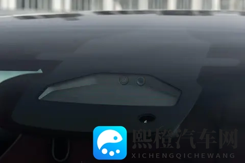 华为深度加持，鸿蒙座舱，12扬声器+冰箱，试驾阿维塔12-1