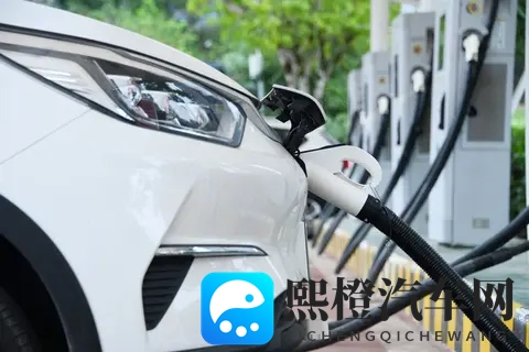 高速服务区充电桩建设有了硬标准-1