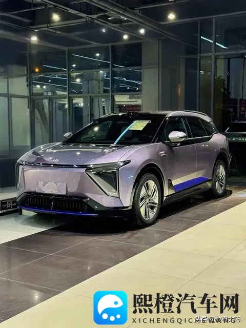 77万提走14万的新能源车！年轻人买“倒闭车”是精明还是犯傻？-1