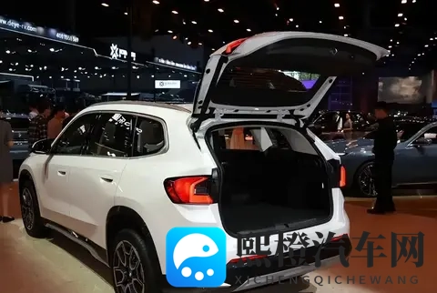 宝马“掀桌子”了！豪华SUV只卖17万，20T配四驱，却无人欣赏-1