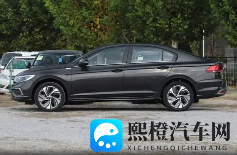 新款宝来上市,售价不变,15T动力总成保留,6个喇叭减配成了4个-3