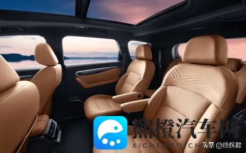 吉利新SUV冲销量，现款遇冷改配方，家庭刚需能救市？-1