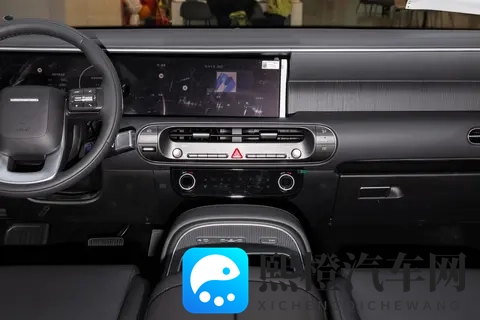 带娃长途不费妈！帕里斯帝大七座 + 697L 油耗，家庭党狂喜！-2