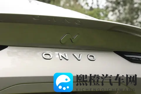 Model Y的科技,问界的“油箱”,乐道L60的“换电”:你更看好谁-1