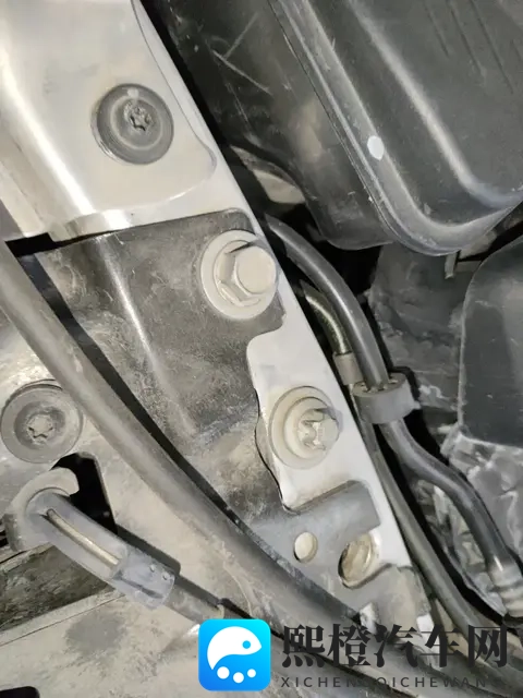 V12引擎的绝唱,6万公里二手宝马760Li,圆梦趁现在-1