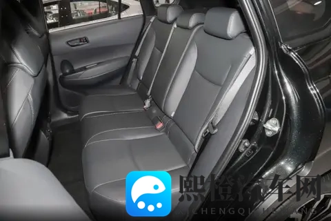 juliaann和小男孩：可爱女孩与小男孩的温馨时光-3