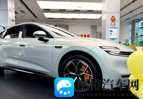 长安启源A06上市:1099万起,配激光雷达+800V快充!-2