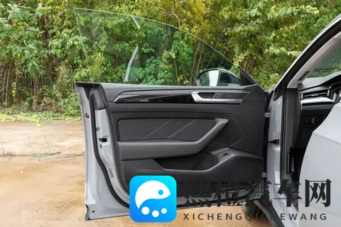 大众CC猎装车,提供两种动力可选,哪款更值得买?-2