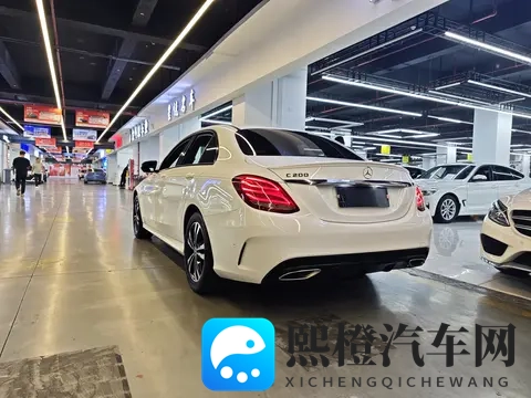 2019年上牌奔驰C200,10万公里,11万多拿下香不香?-1