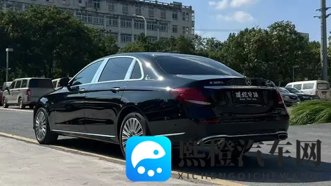 25万不到,圆你奔驰梦!20款E300L,一手车7万公里-1