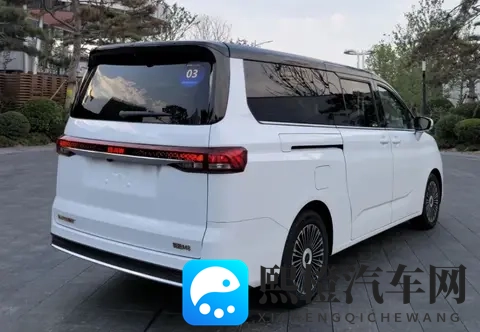 1698万元起!北汽锐胜M8预售-3