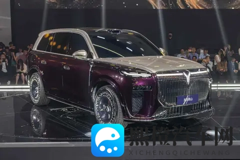 岚图泰山内饰图发布,智能配置更丰富,将于11月内上市-1