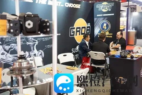 黑人巨大两根挤进一个:黑巨人概念车:空间革命,未来汽车新潮流-1