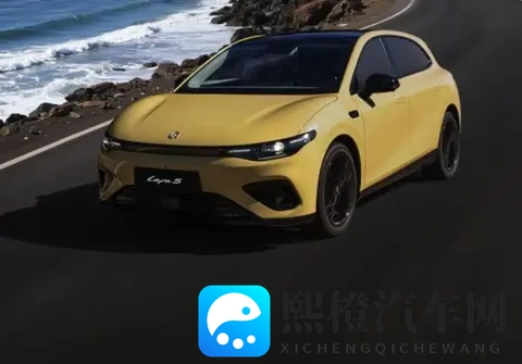 零跑A10曝光!疑似T03接班人,小车市场又要开卷了?-2