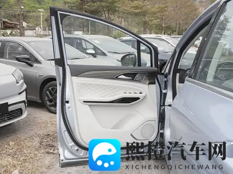 售1549万元起_15T插混中型MPV，东风风行游艇PHEV正式上市-3